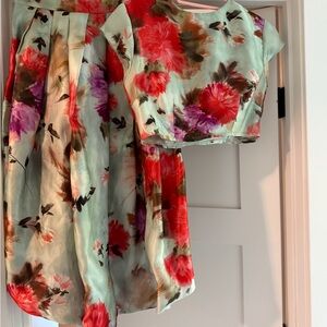BALESSA Matching Set: Floral Skirt and Crop Top Set (S)